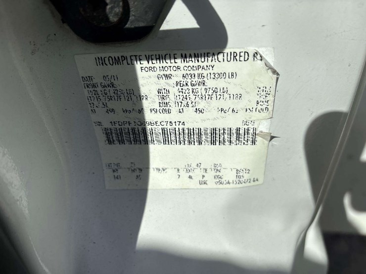 2011-ford-f350-image-5