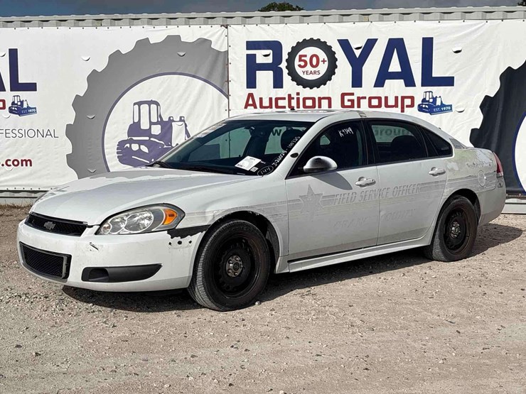2012-chevrolet-impala-sedan-image-1