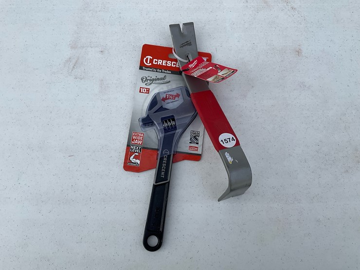 #1574-•-crescent-wrench-and-milwaukee-pry-bar-image-1