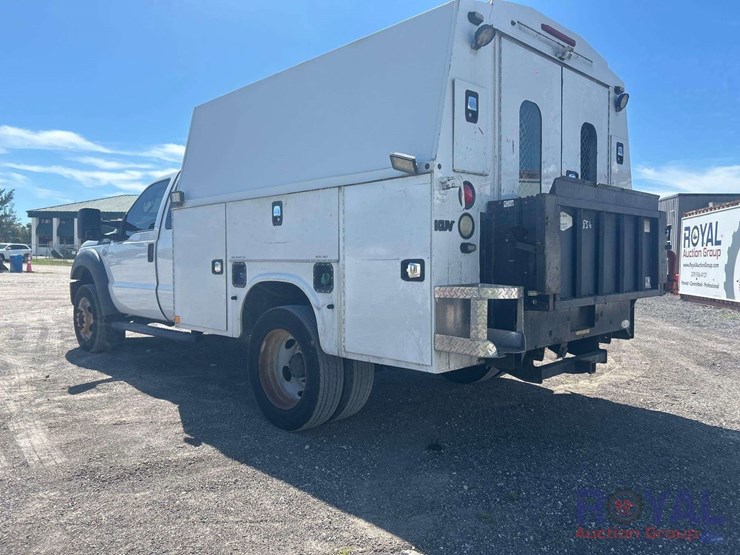 2015-ford-f550-image-4