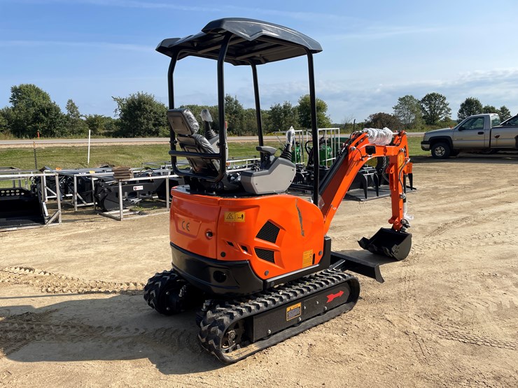 #200-•-new-nt18k-mini-excavator-image-5