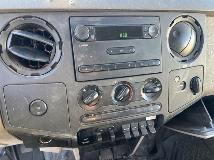 2008-ford-f450-image-31