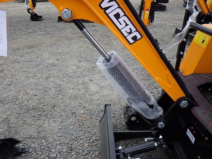 2025-vicsec-vc15-hydraulic-excavator-image-8