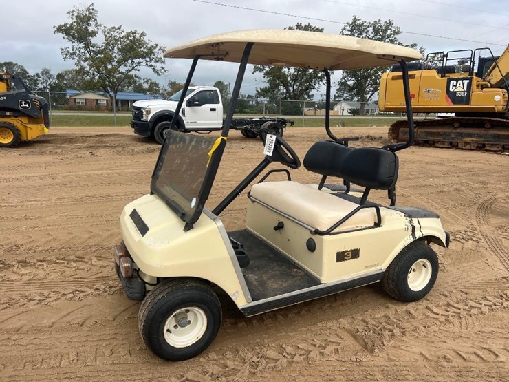 clubcar-gas-golf-cart-image-8