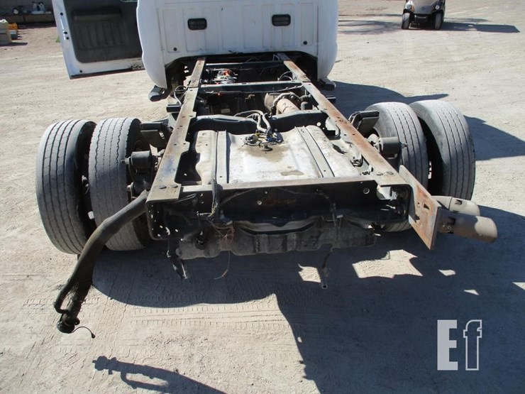 2014-ford-f550-image-13