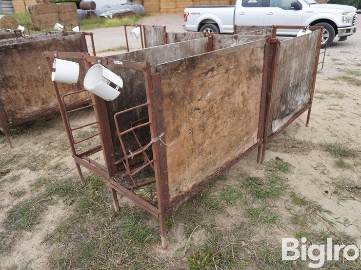 raised-calf-crates-image-1