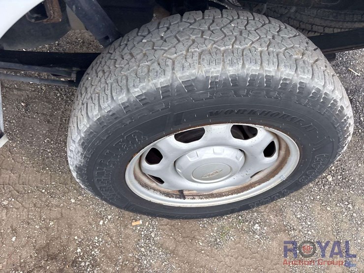 2013-ford-f150-image-22