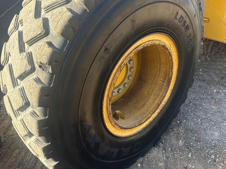 2017-deere-624kii-image-14