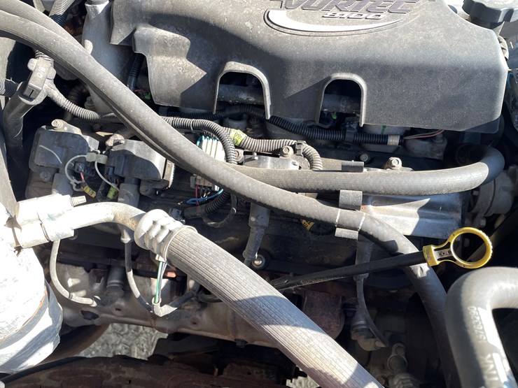 2002-chevrolet-silverado-2500hd-image-90