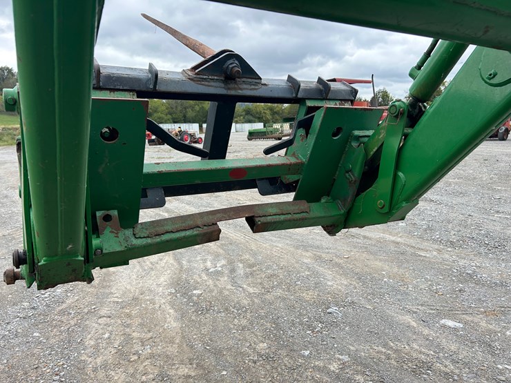 john-deere-4050-image-11