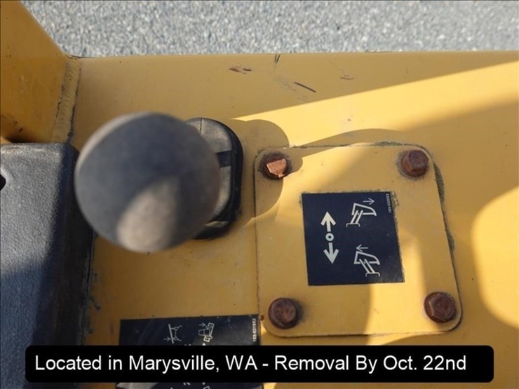 2007-caterpillar-d4g-xl-image-14