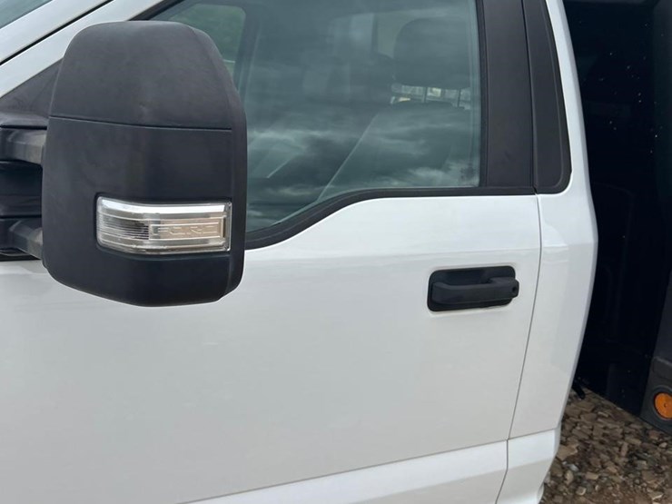 2019-ford-f350-sd-xl-image-9