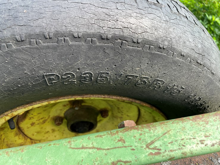 john-deere-11-image-7