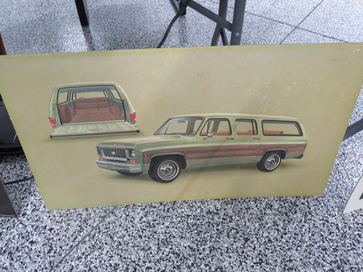 chevrolet-suburban-image-5