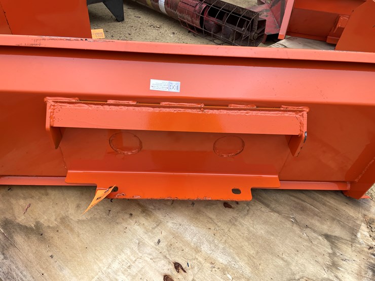 #2025-•-new-kc-mini-48"-snow-pusher-image-7