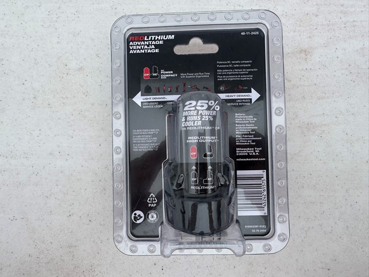 #1598-•-milwaukee-m12-high-output-cp2.5-battery-image-1