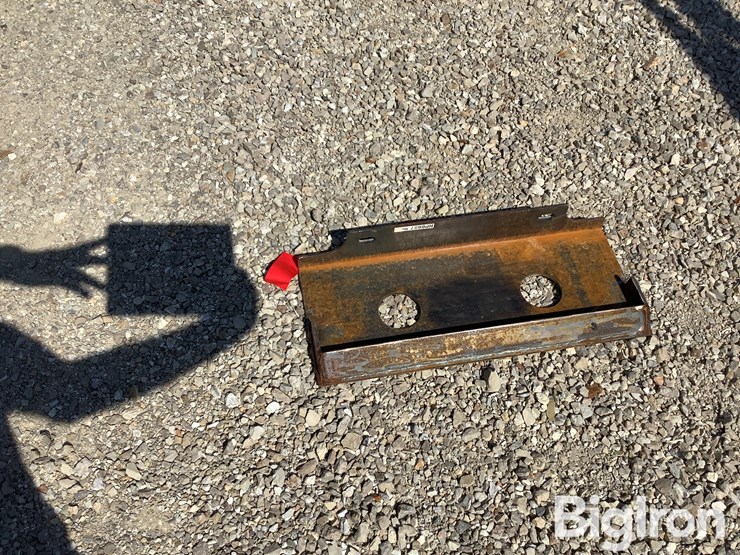 mini-skid-steer-blank-attachment-image-4