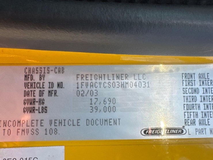 2003-freightliner-buisness-class-m2-spreader-trk-image-22