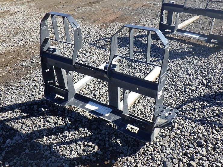 skid-steer-fork-attachment-image-3