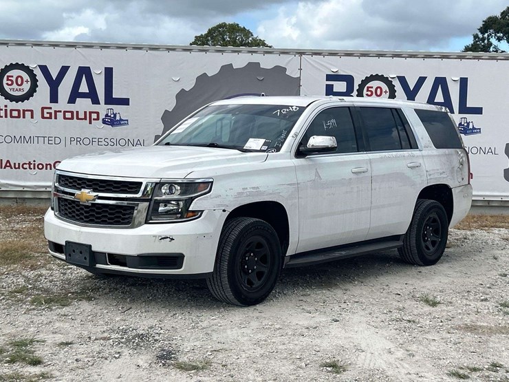 2015-chevrolet-tahoe-image-1