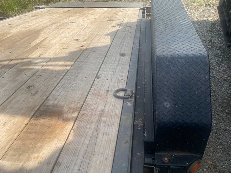 #8618-•-2021-pj-20'-tilt-deck-equipment-trailer-(has-wi-title)-(aps)-image-78