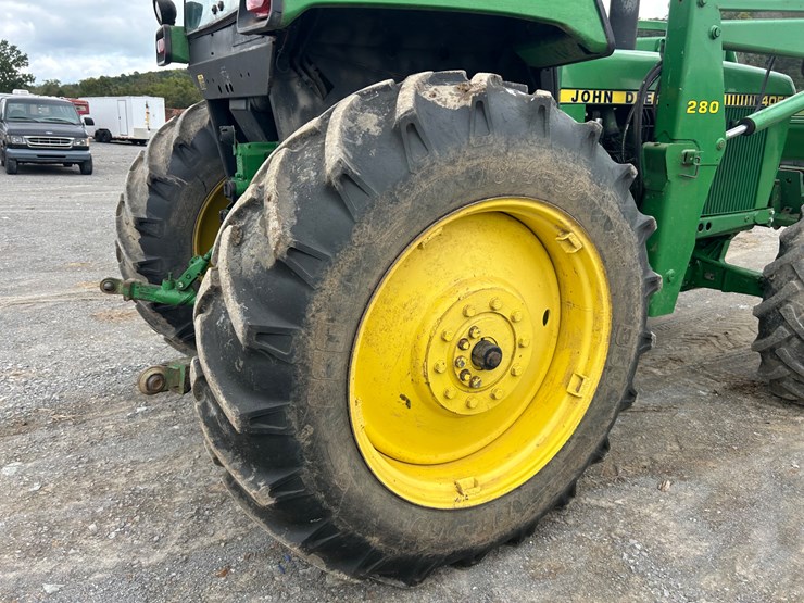 john-deere-4050-image-15