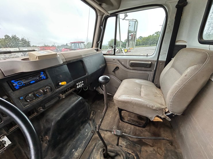 1998-international-4900-image-15
