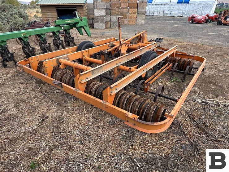 bearcat-seedbed-maker-image-4