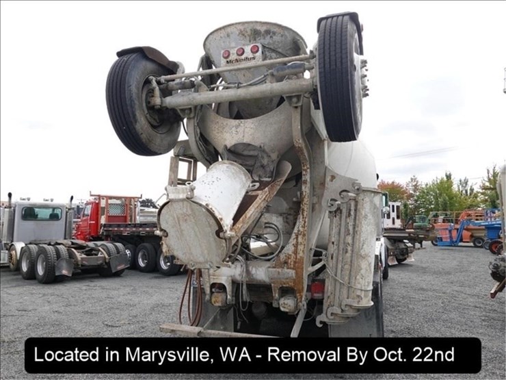 2001-peterbilt-357-image-41