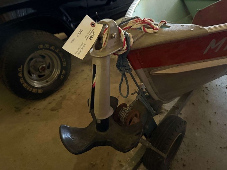 1972-lund-12'-boat,-aluminum,-johnson-4hp-motor-image-6