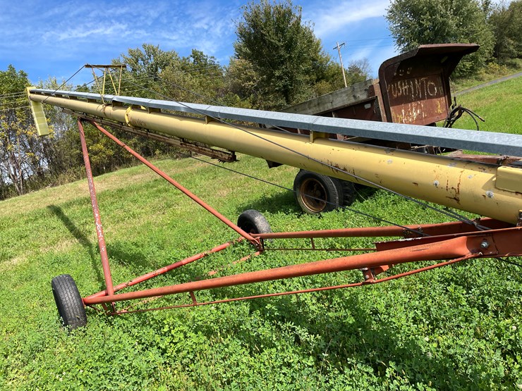 #4476-•-westfield-80-51-auger-elevator-image-7