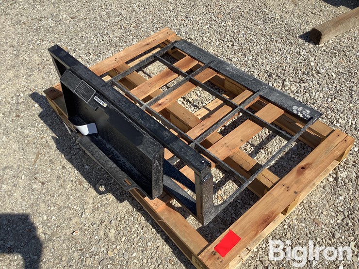 2025-giyi-pdq-mini-skid-steer-land-leveler-image-1