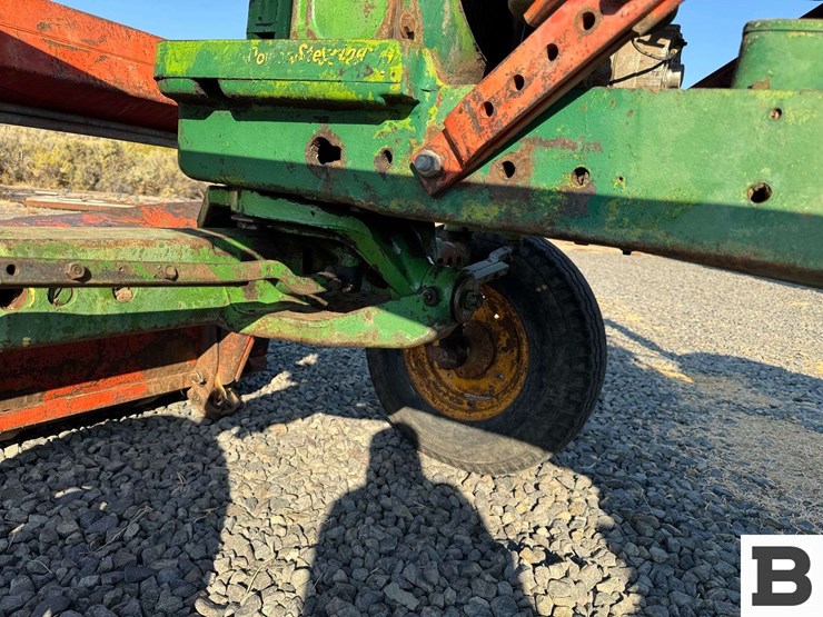john-deere-630-image-20