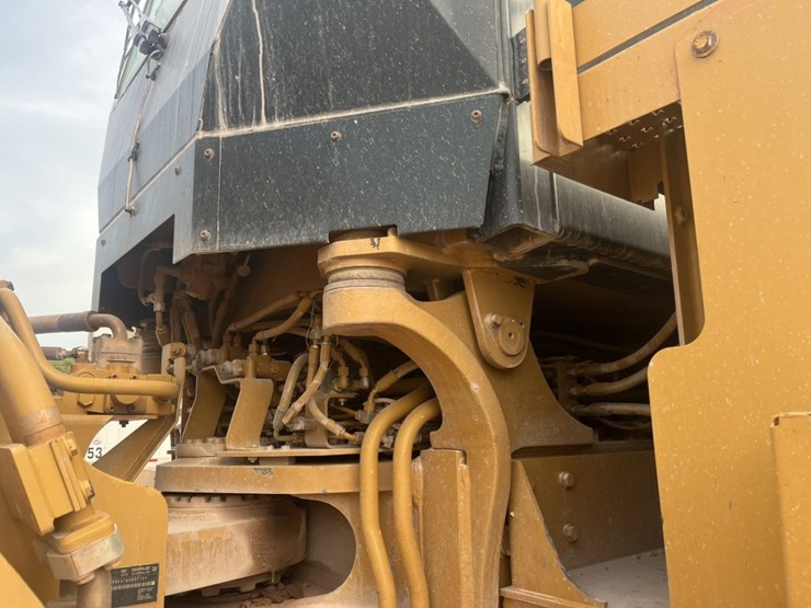 caterpillar-988k-image-26
