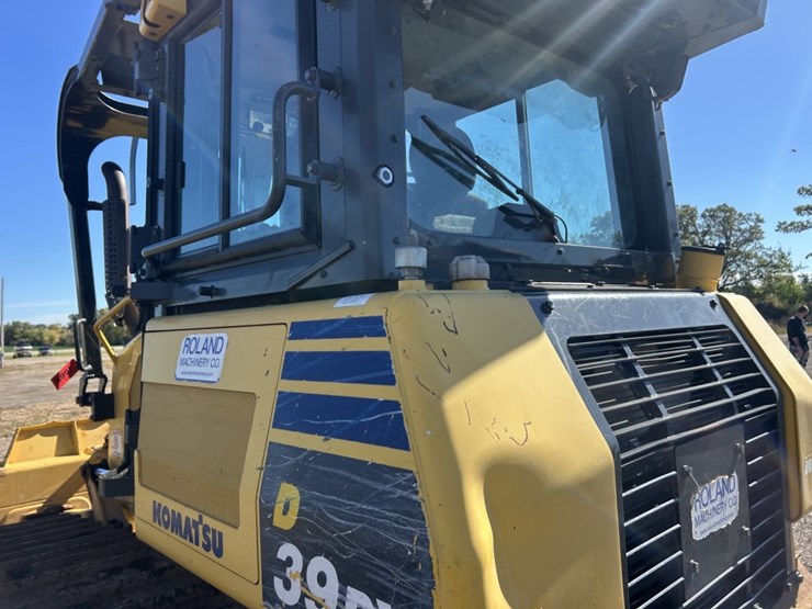 2014-komatsu-d39px-image-15