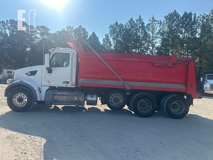 2019-peterbilt-567-image-8