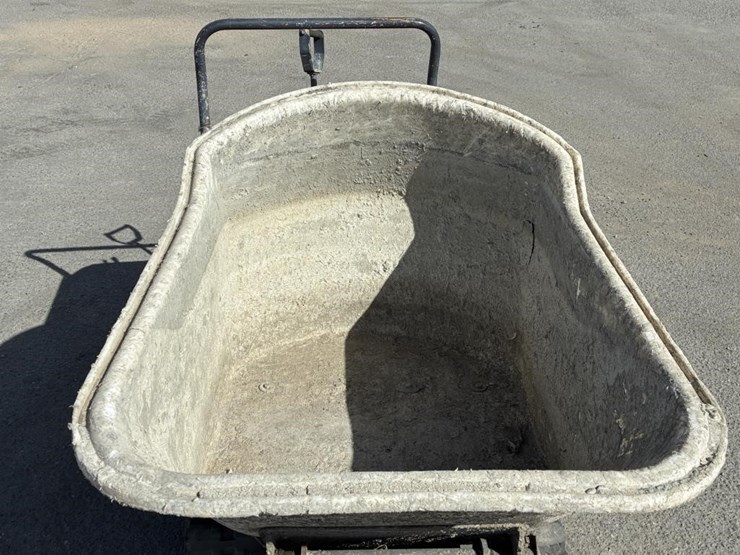 2014-canycom-tracked-mud-buggy-image-5