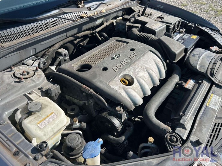 2007-hyundai-sonata-gls-sedan-image-9