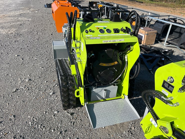 #54-•-2025-landhero-ldh-t460-mini-track-skid-steer-image-4