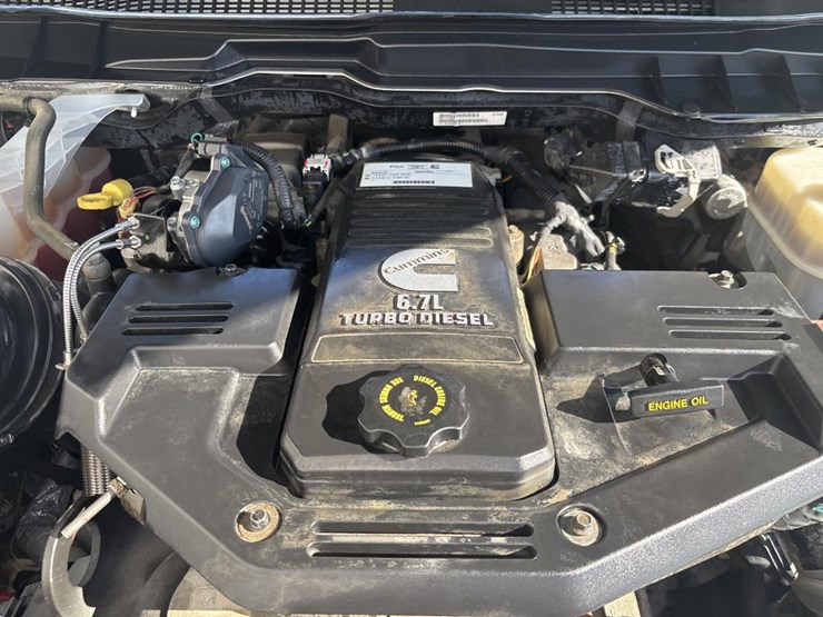 2018-dodge-ram-2500-image-21