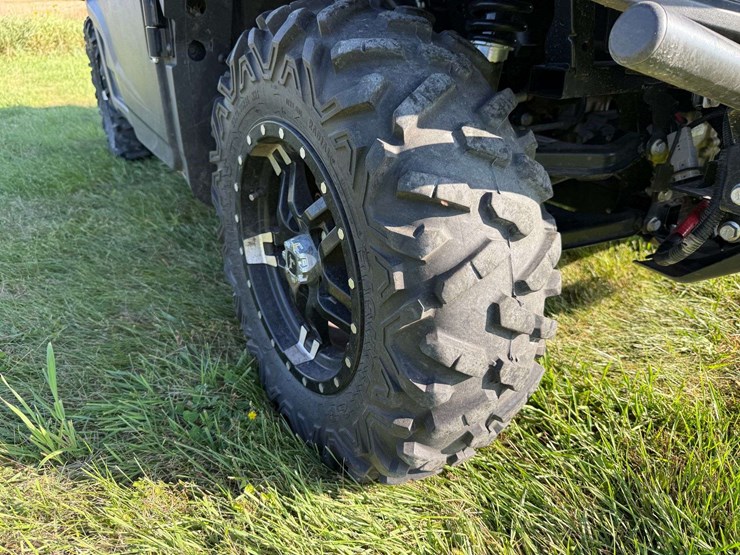 2021-john-deere-gator-image-20