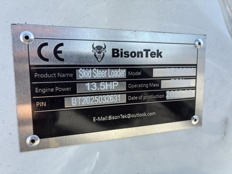 2025-bison-tek-bt360w-skid-steer-image-16