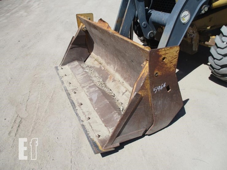 2009-deere-310j-image-18