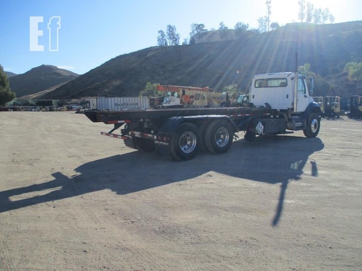 2008-freightliner-business-class-m2-106-image-3
