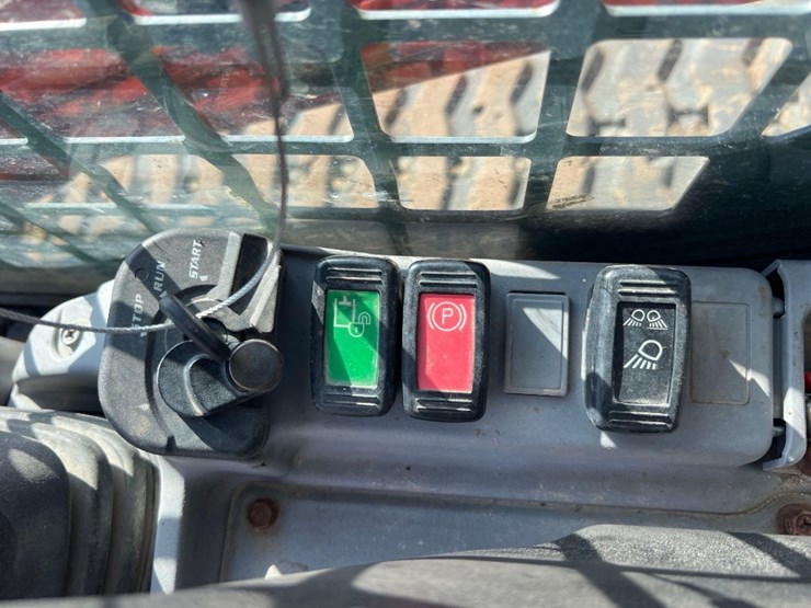 kubota-svl95-2s-image-26