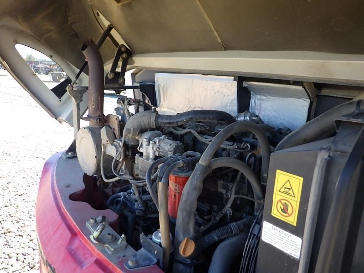 2017-takeuchi-tb290-image-32