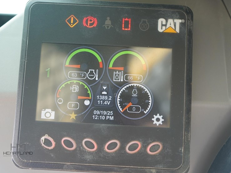 2019-caterpillar-262d-image-7