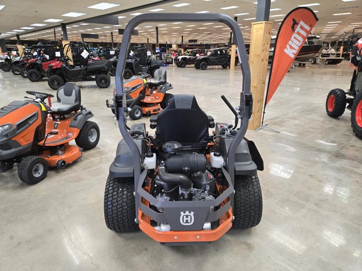 #1785-•-2023-husqvarna-z-560l-zero-turn-lawn-mower-image-4