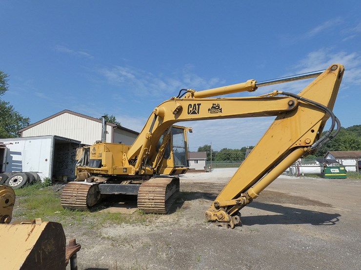 1987-caterpillar-235b-image-1