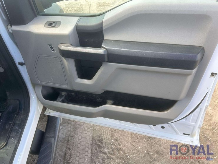 2019-ford-f550-image-31